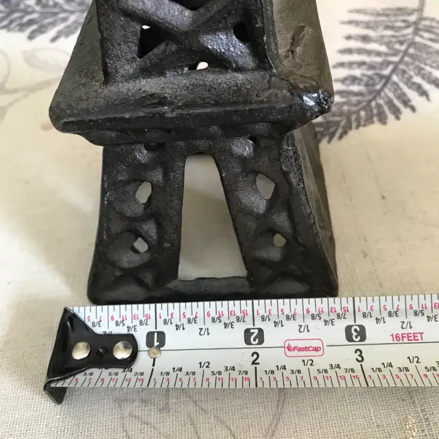 Cast Iron Eiffel Tower in Home Décor & Accents in Ottawa - Image 7