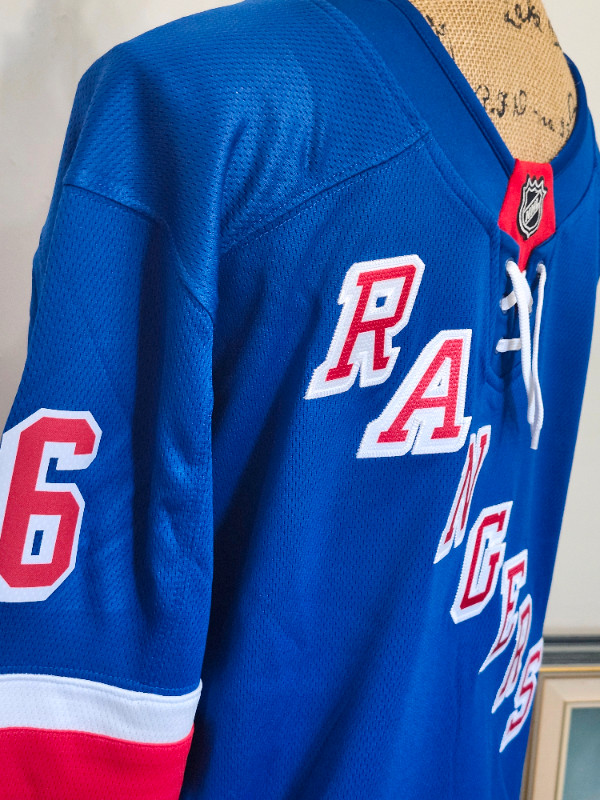 Youth New York Rangers Mats Zuccarello Jersey in Kids & Youth in Barrie - Image 3