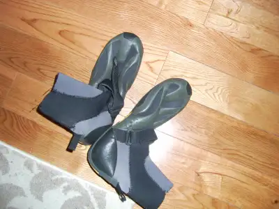 Water wetsuit shoes for kiteboarding surfing or water activity, View more