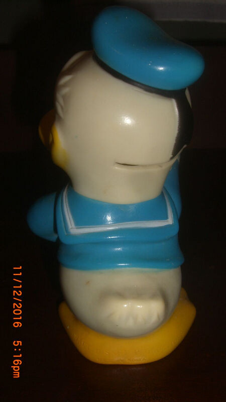 Vintage Walt Disney Production Donald Duck Bank made in Korea in Arts & Collectibles in Sunshine Coast - Image 2