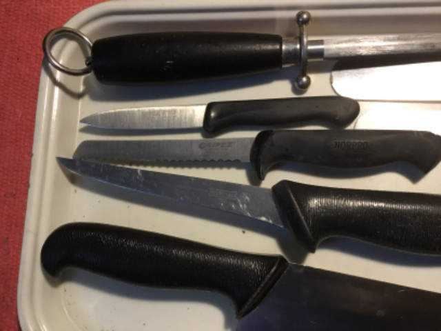 9 PIECE ASSORTED CHEFS KNIVES in Kitchen & Dining Wares in Edmonton - Image 3