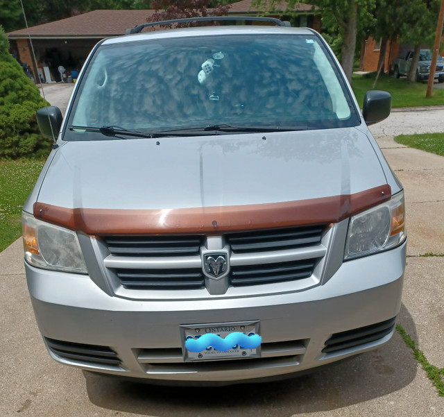 2010 Dodge Grand Caravan SE Stow N'Go 145K km/2 Owners/Safetied in Cars & Trucks in Windsor Region - Image 2