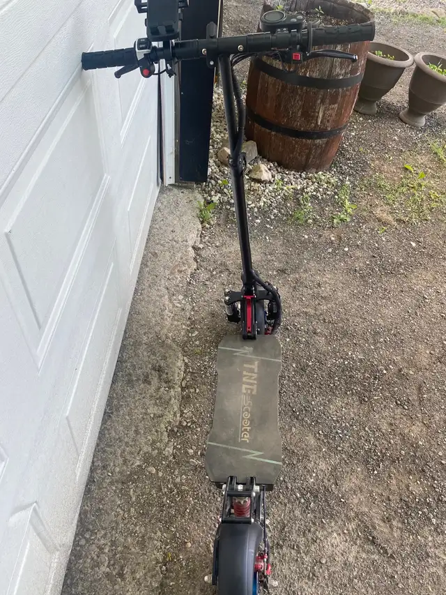 TNE 2600w dual motor ELECTRIC SCOOTER in Scooters & Pocket Bikes in Oakville / Halton Region - Image 6