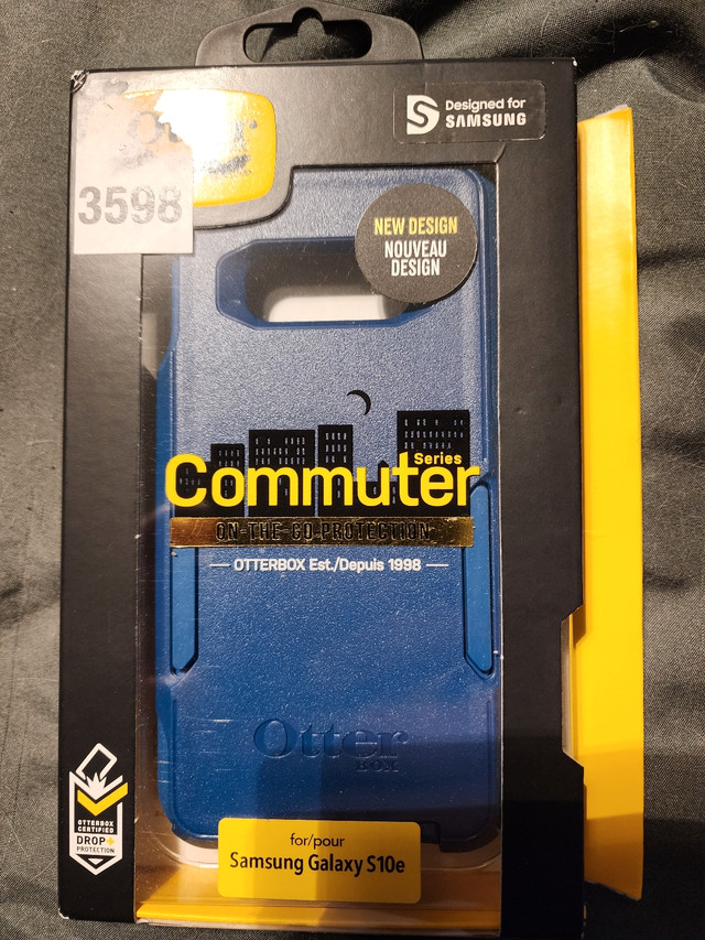 Otterbox commuter in Cell Phone Accessories in Woodstock