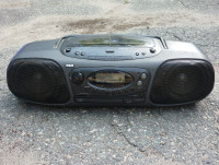 RCA Boombox Vintage 1992 CD/Dual Cassette/FM/Line-in Stereo 45W