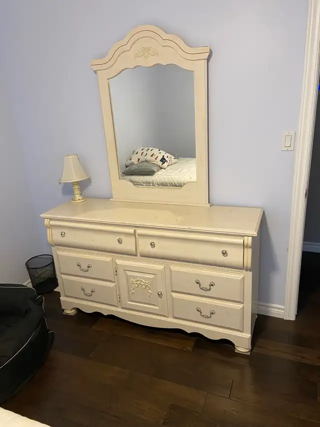 Dresser in great shape very solid in Dressers & Wardrobes in Peterborough - Image 2