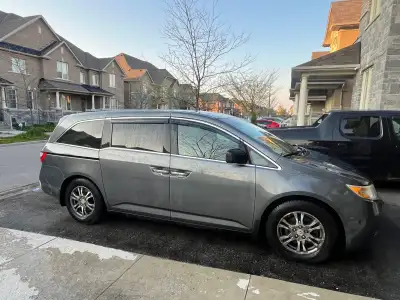2011 Honda Odyssey EX-L – 124240 Mile – $7999 Reliable and spacious 2011 Honda Odyssey EX-L , perfec...
