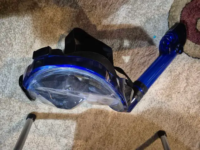 Snorkeling Mask in Water Sports in Napanee - Image 4