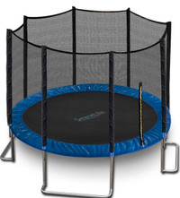 Trampoline with safety net -wanted