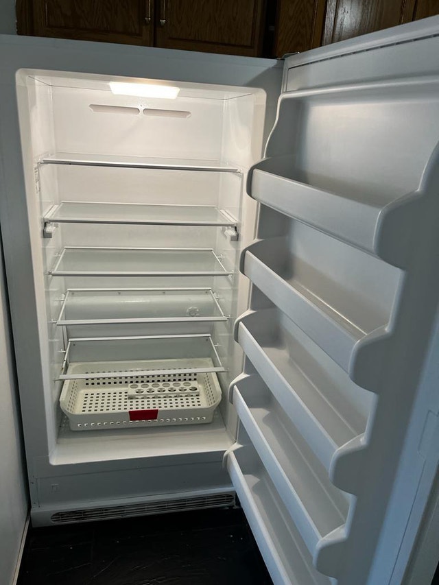 Fridge for sale in good condition Refrigerators Calgary Kijiji