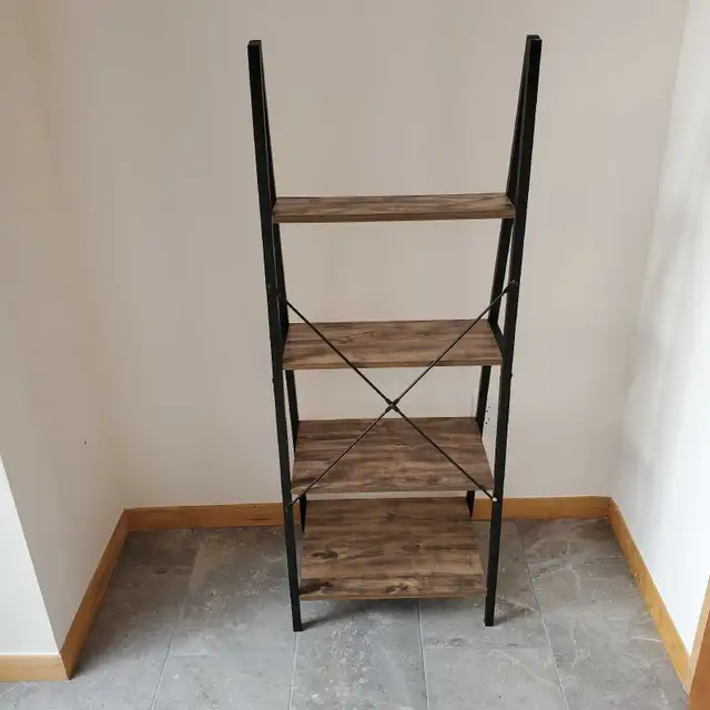 Ladder Shelf / Bookcase  in Bookcases & Shelving Units in Barrie - Image 6
