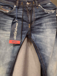 New Diesel jeans 100% authentic joog jeans for men size 30w32 