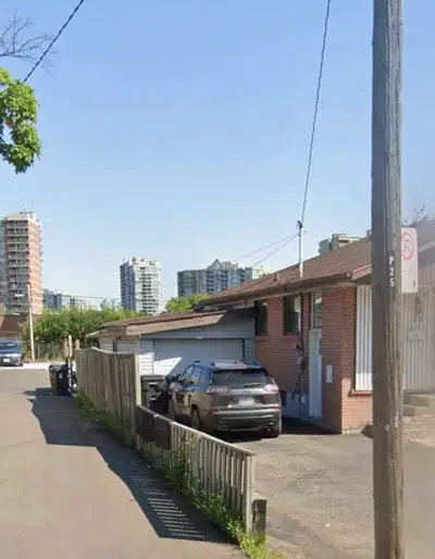 Back unit for rent at the intersection of Kipling and Finch! -2 bedrooms -Living room -Kitchen -1 wa...