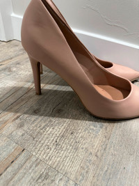 Women's  13 heels