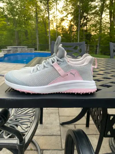 Woman’s size 5 Puma golf shoes. Like new $45 or best offer