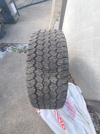 P245/65r17 Goodyear 2 pneus