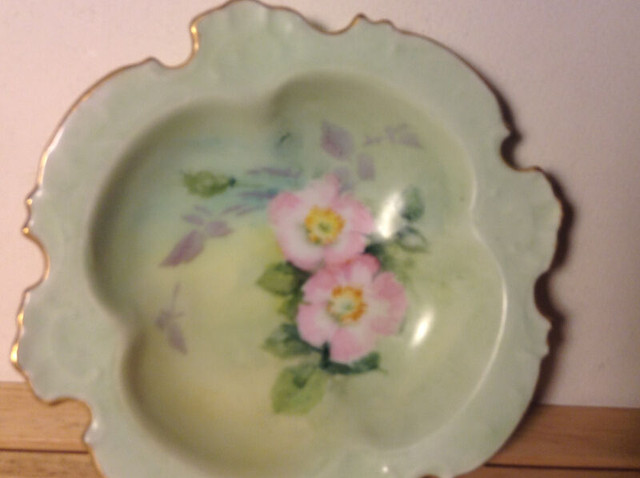 Antiques Small Plate German Bavaria in Arts & Collectibles in Vancouver - Image 2