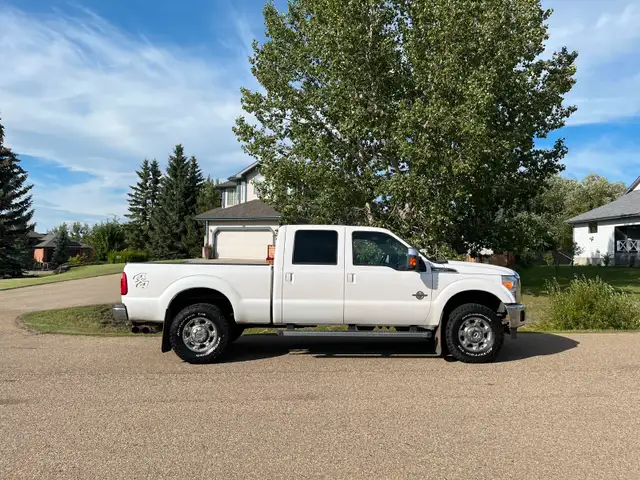 2015 Ford F-350 Lariat 6.7L Powerstroke63013088484993124