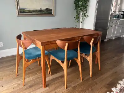 Set of 6 vintage MCM dining chairs , View more