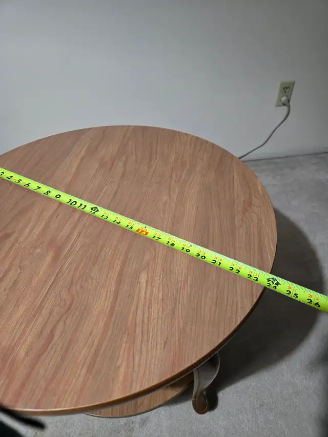 Small Table576949721309521921