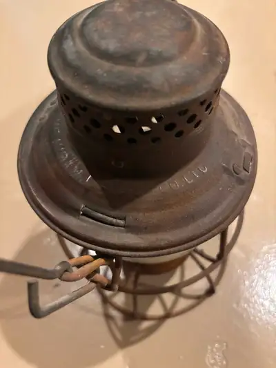 Antique Canadian national railway lantern. The glass globe says Adlake Kero CNR on it.