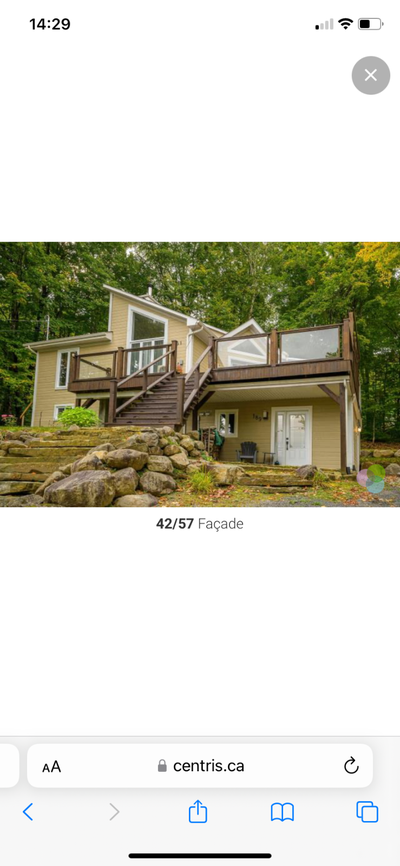 Très belle maison chaleureuse et lumineuse située à St-Hippolyte avec accès notarié au prestigieux l...