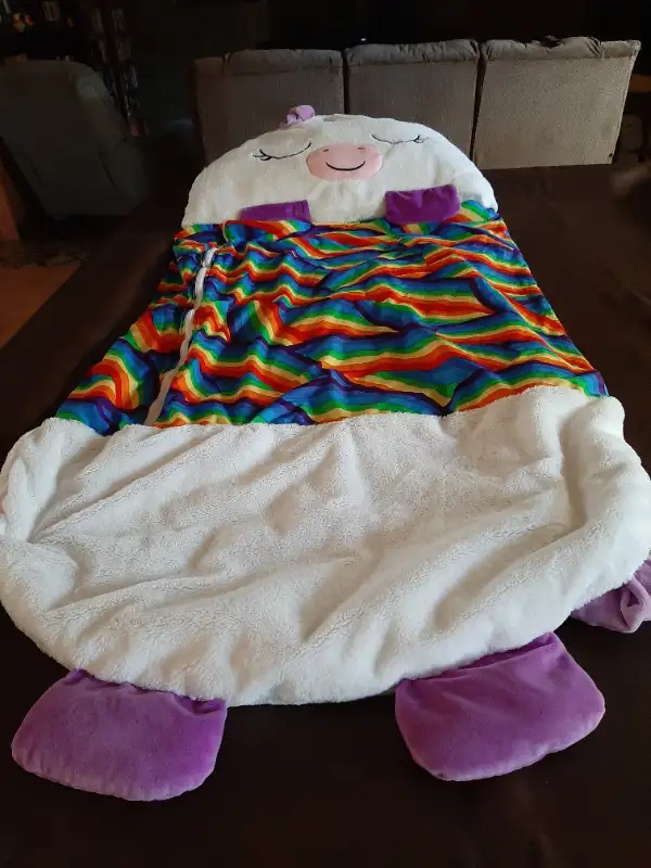 Sac couchage Licorne in Multi-item in City of Montréal - Image 2
