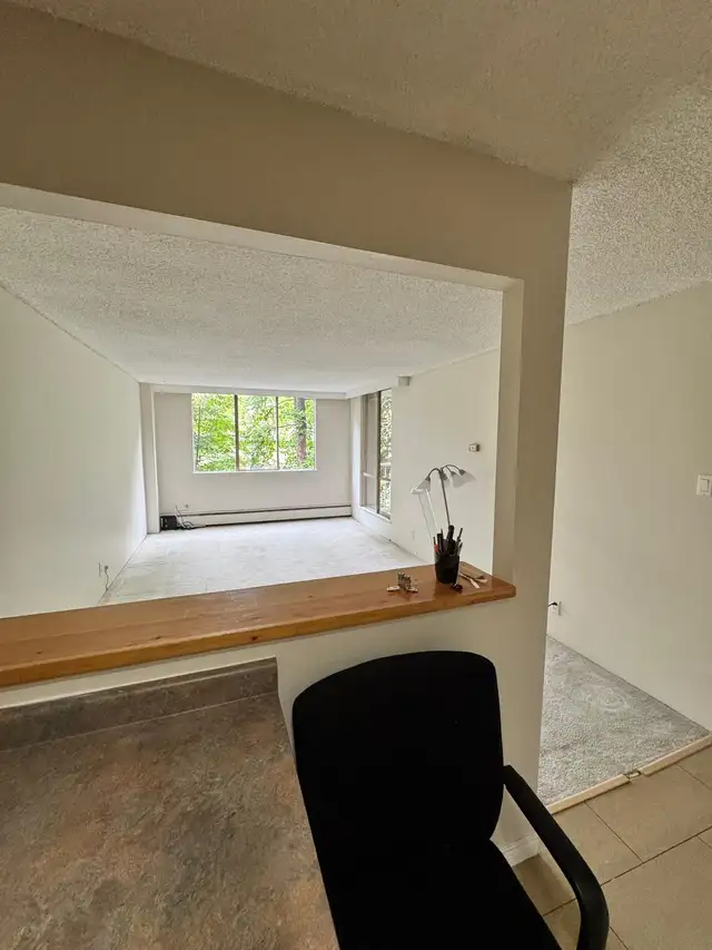 FOR RENT-1 Bedroom | 719 Sqft | Forest View | Utilities Included
