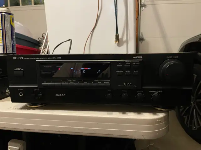 Denon DRA-375RD stereo receiver in Stereo Systems & Home Theatre in Markham / York Region - Image 3