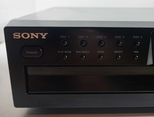Sony CDP-CE275  5 Disc CD Player Changer Carousel W/Remote in General Electronics in Oshawa / Durham Region - Image 2