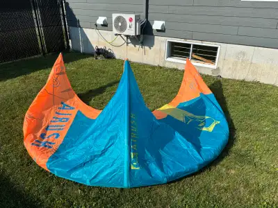 Kite Airush Ultra V2 - 9m (2019), View more