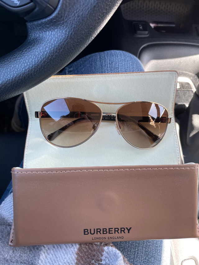 Burberry sunglasses, new in Jewellery & Watches in Sault Ste. Marie - Image 3