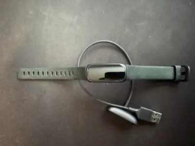 Fitbit Inspire 3 Fitness Tracker – Barely Used, View more