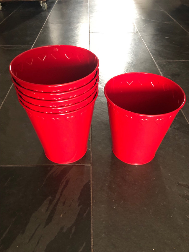 6 cache pots IKEA coeurs rouge  dans Décoration intérieure et accessoires  à Ville de Montréal