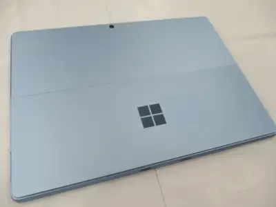 Microsoft Surface Pro 9 i5-1235U 8GB RAM 256GB SSD 13" Touch W11, View more
