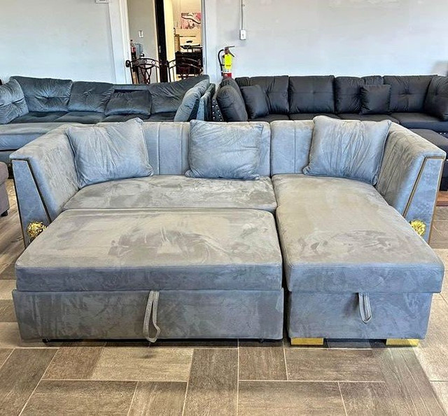 Pull Out 3 Seater Reversible sofa with Ottoman is on Sale. in Couches & Futons in Kitchener / Waterloo