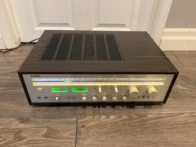 Vintage Yamaha CR-840 Stereo Receiver in Stereo Systems & Home Theatre in St. Catharines - Image 3