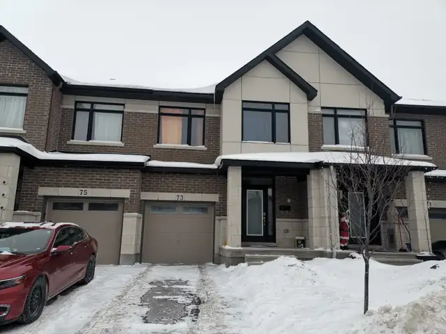 Riverside South Brand New Townhouse for rent