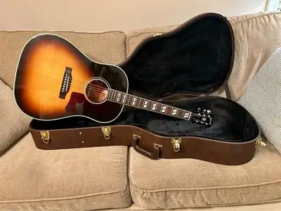 **SELL/TRADE** - 2020 Gibson Southern Jumbo Acoustic Guitar, View more