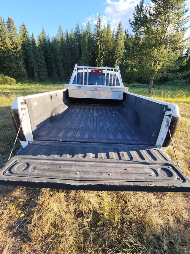 2006 Dodge Ram 3500 in Cars & Trucks in Williams Lake - Image 4