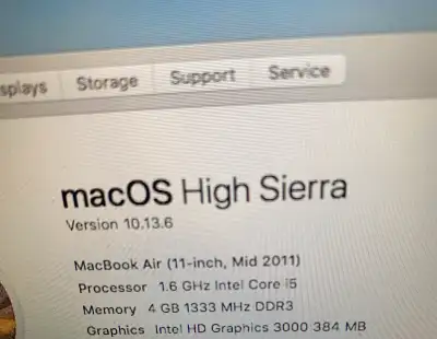 MacBook Air 2011 11 inch 256 HD, View more