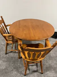 Extendable Hard wood dining table set with 4 chair 
