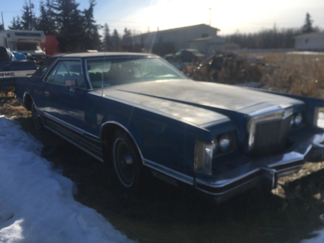 1977 Lincoln Continental in Classic Cars in Meadow Lake - Image 4