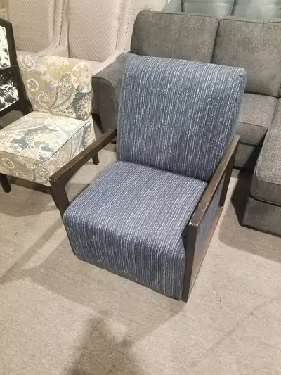 Ultra Comfy Accent Chair from Ashley Furniture - $200 CASH SALE! Brand: Ashley Furniture. Model: Ken...