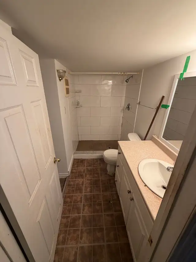 two bedroom basement apt in Long Term Rentals in City of Toronto - Image 9