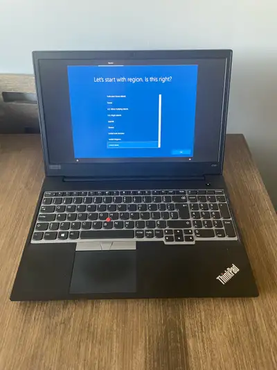 Lenovo ThinkPad 580 in fair condition. Fans are a bit noisy. CPU: Intel i5-8250U RAM: 8GB Disk: 256...