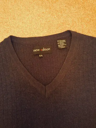 5 Men's Sweaters, Rarely be Used, Like New. Good Quality. SizeXL, View more