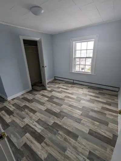 A room available in 2 bedroom apartment. It's tidy and well maintained, and is perfect for working o...