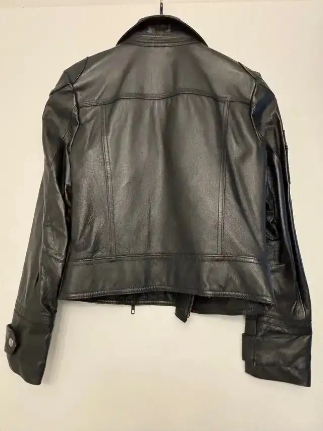 Women’s biker jacket in Women's - Tops & Outerwear in City of Toronto - Image 4