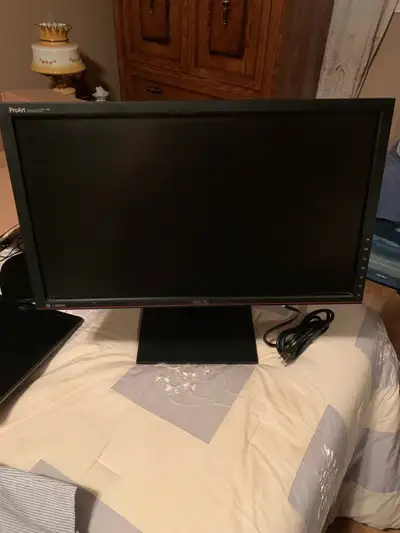 ASUS ProArt PA238Q monitor used., View more
